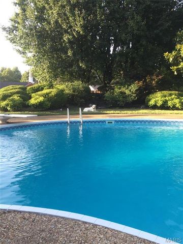 307 Circle Drive, Sikeston, MO 63801
