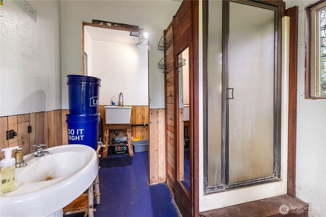 6557 Malloy Road, Ferndale, WA 98248