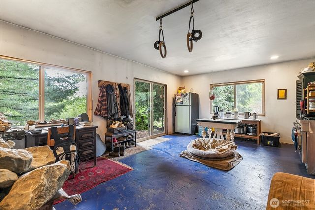 6557 Malloy Road, Ferndale, WA 98248