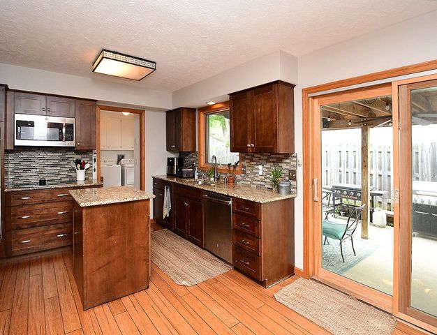 2405 S 151 Street, Omaha, NE 68144