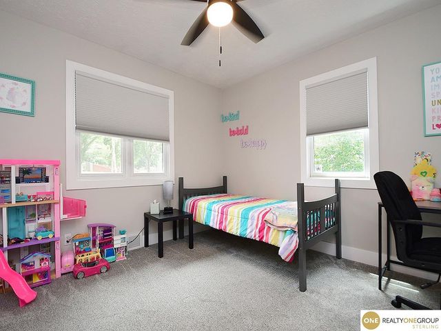 2405 S 151 Street, Omaha, NE 68144