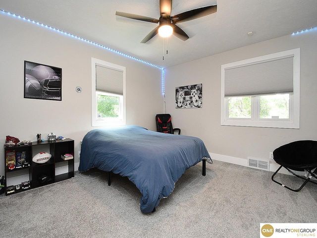 2405 S 151 Street, Omaha, NE 68144