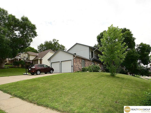 2405 S 151 Street, Omaha, NE 68144