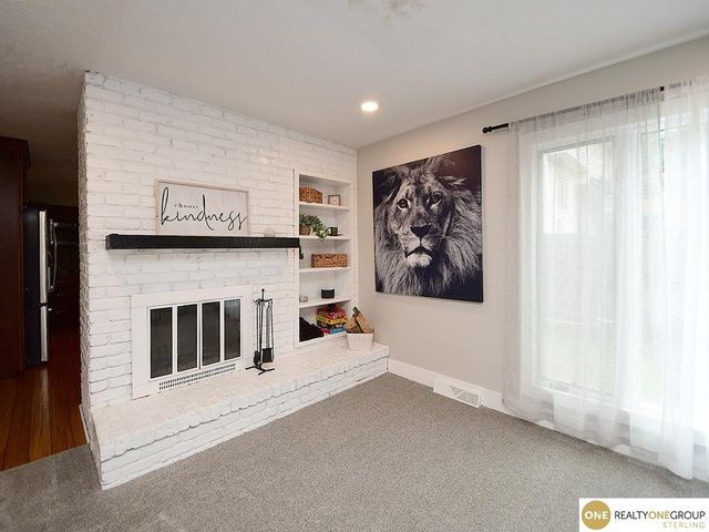 2405 S 151 Street, Omaha, NE 68144