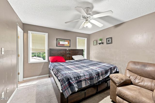 1037 Laurel Leaf Road, Zebulon, NC 27597