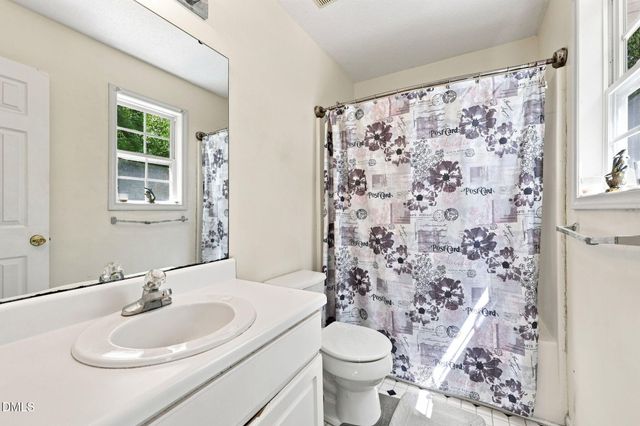 1037 Laurel Leaf Road, Zebulon, NC 27597