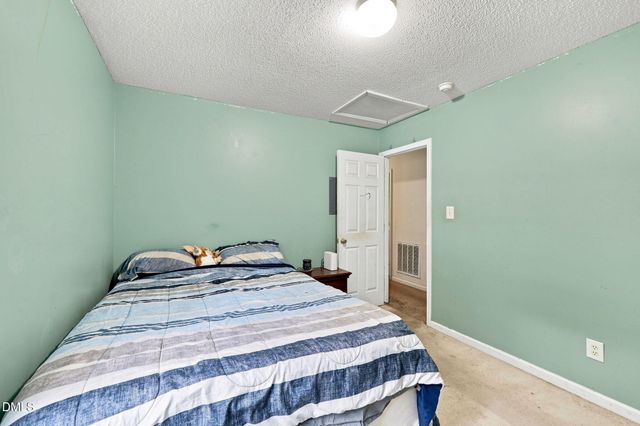 1037 Laurel Leaf Road, Zebulon, NC 27597