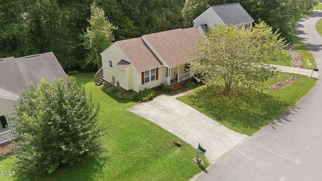 1037 Laurel Leaf Road, Zebulon, NC 27597