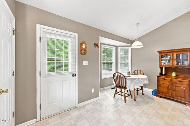 1037 Laurel Leaf Road, Zebulon, NC 27597