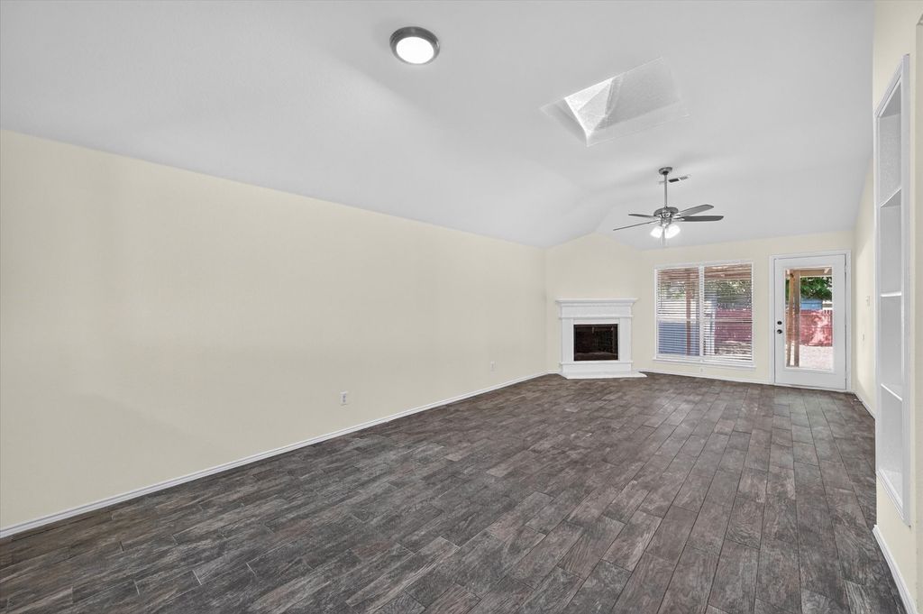 1137 Darren Drive, Burleson, TX 76028 — photo 5