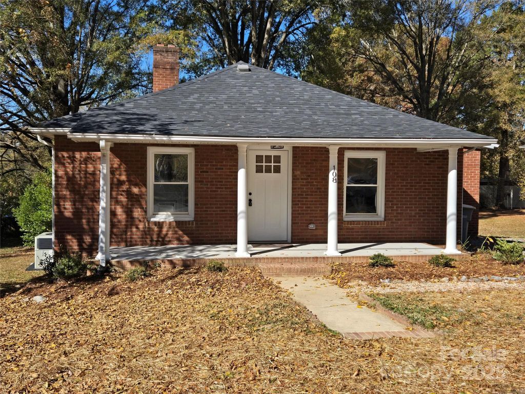 108 Hemlock Avenue, Kannapolis, NC 28081