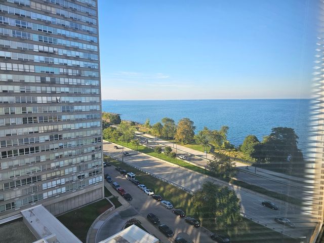 4800 S Chicago Beach Drive 1202S, Chicago, IL 60615