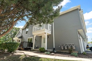 2725 Weeping Willow Drive D, Lisle, IL 60532