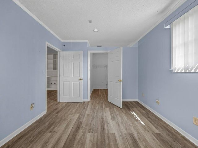 719 S Howard Avenue, Landrum, SC 29356