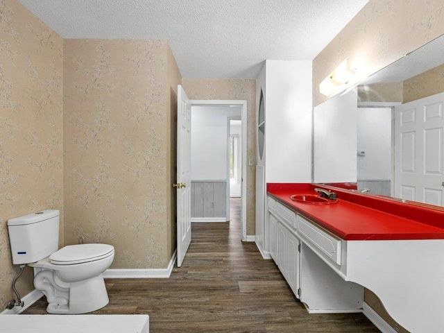 719 S Howard Avenue, Landrum, SC 29356