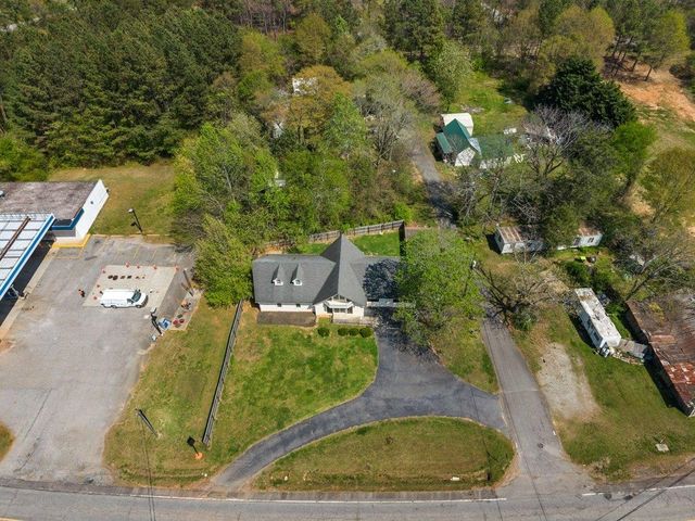 719 S Howard Avenue, Landrum, SC 29356