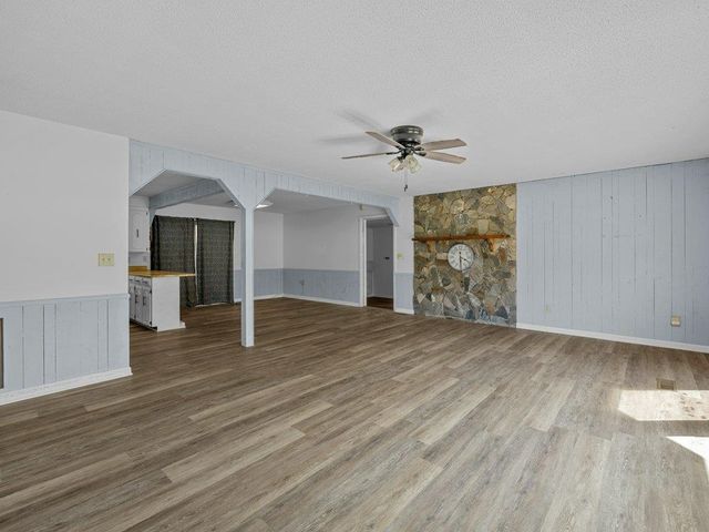 719 S Howard Avenue, Landrum, SC 29356