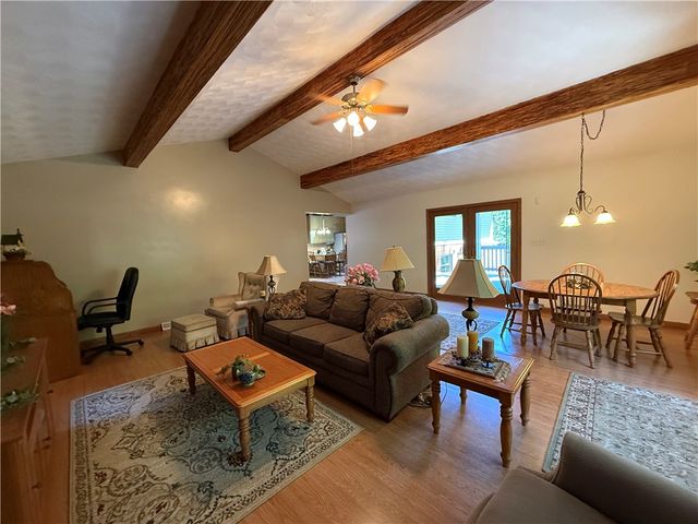 310 North DRIVE, Hempfield Twp, PA 15644