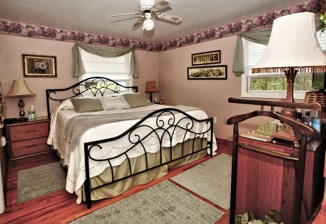 310 North DRIVE, Hempfield Twp, PA 15644
