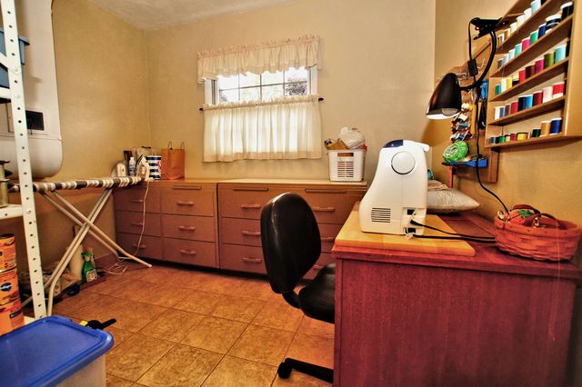 310 North DRIVE, Hempfield Twp, PA 15644