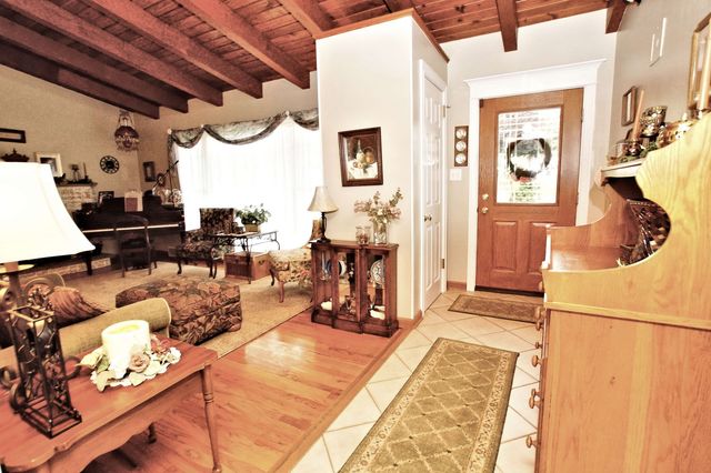 310 North DRIVE, Hempfield Twp, PA 15644
