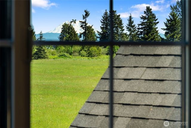 1090 RW Fletcher Street, Winlock, WA 98596