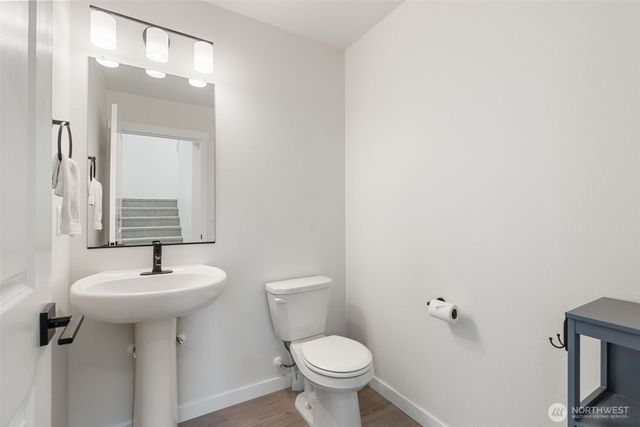 1090 RW Fletcher Street, Winlock, WA 98596