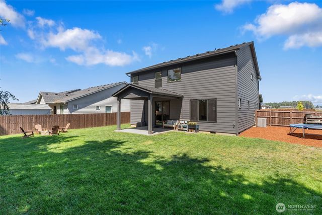 1090 RW Fletcher Street, Winlock, WA 98596