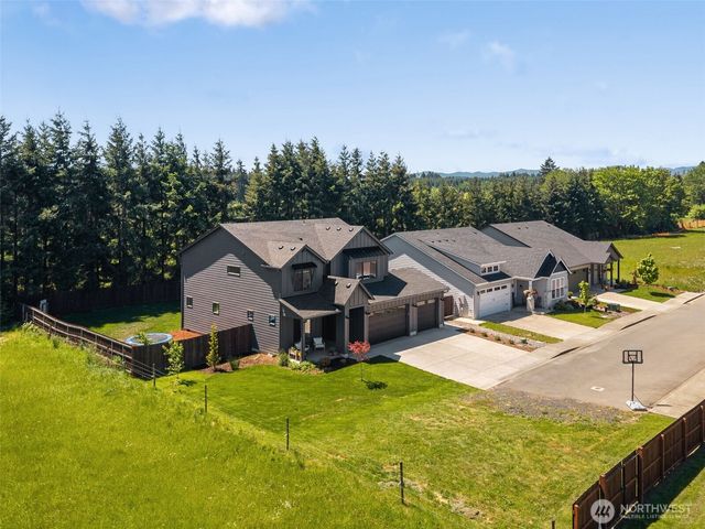 1090 RW Fletcher Street, Winlock, WA 98596