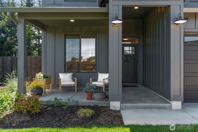 1090 RW Fletcher Street, Winlock, WA 98596