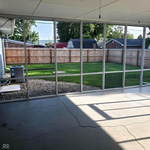 464 S Valley Drive, Brownstown, IN 47220