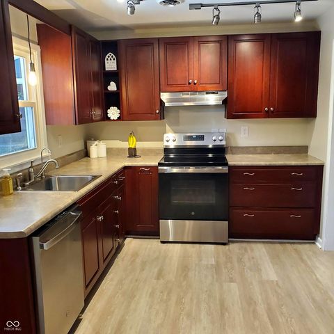 464 S Valley Drive, Brownstown, IN 47220