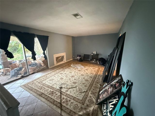 13614 Braeswest Drive, Houston, TX 77082