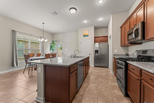 12805 Fairwood Ct, Baton Rouge, LA 70816