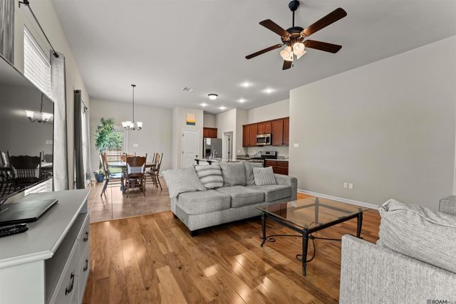 12805 Fairwood Ct, Baton Rouge, LA 70816