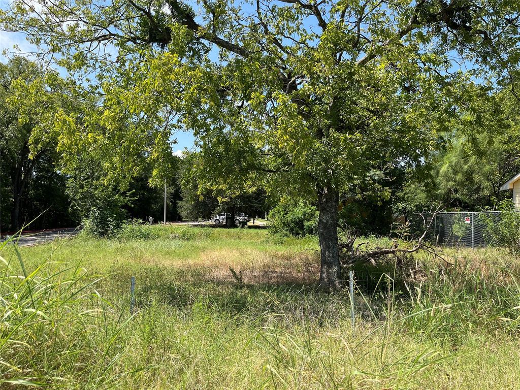 3001 Goodwin Ave 1, Austin, TX 78702