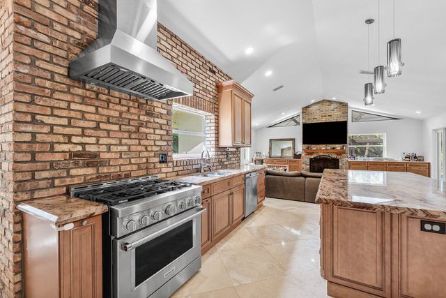 6911 ANNAPOLIS Court, Parkland, FL 33067