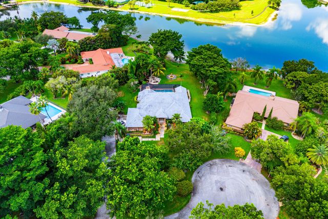 6911 ANNAPOLIS Court, Parkland, FL 33067