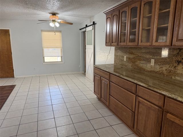 503 Windsor Lane, Springtown, TX 76082