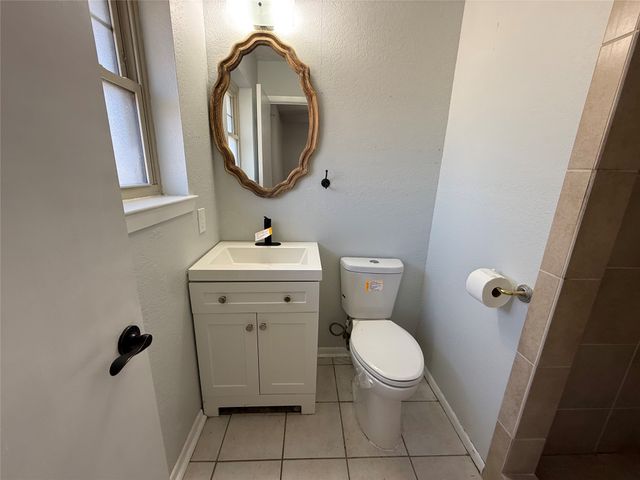 503 Windsor Lane, Springtown, TX 76082