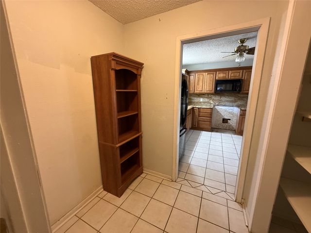 503 Windsor Lane, Springtown, TX 76082