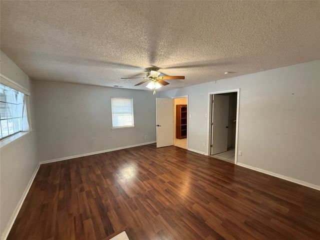 503 Windsor Lane, Springtown, TX 76082