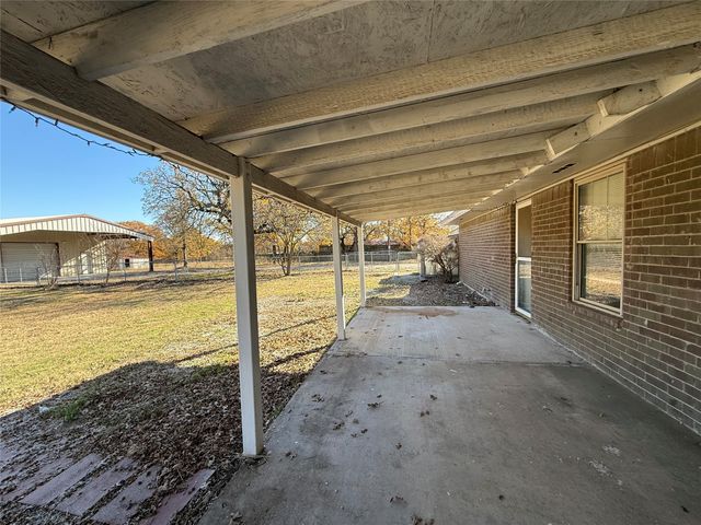 503 Windsor Lane, Springtown, TX 76082