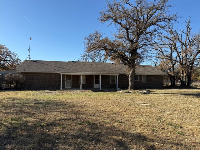 503 Windsor Lane, Springtown, TX 76082