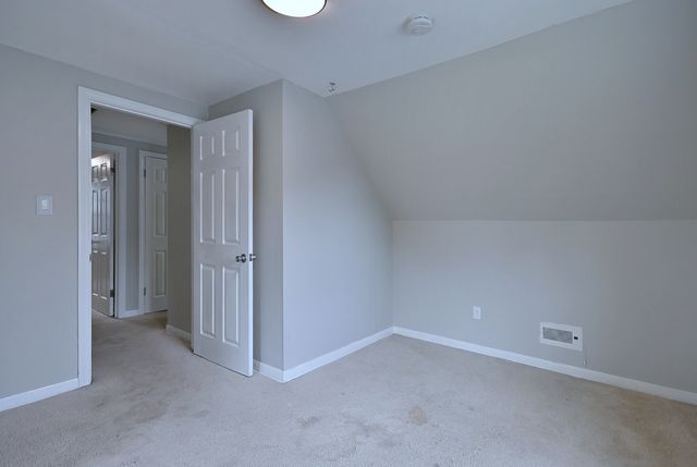 1034 S Saylor Avenue, Elmhurst, IL 60126