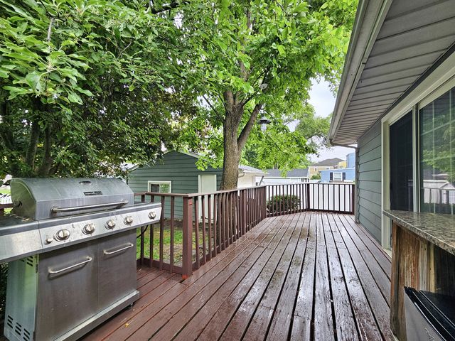 1034 S Saylor Avenue, Elmhurst, IL 60126