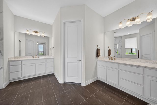 23218 Curvado, San Antonio, TX 78261