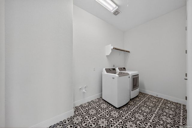 23218 Curvado, San Antonio, TX 78261