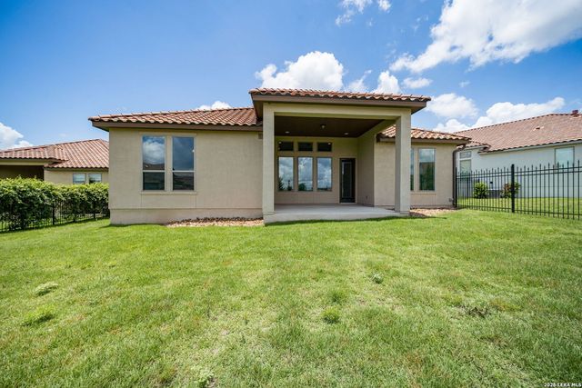 23218 Curvado, San Antonio, TX 78261