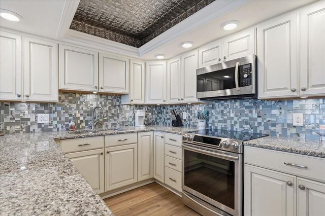 1430 GULF BOULEVARD 407, Clearwater Beach, FL 33767